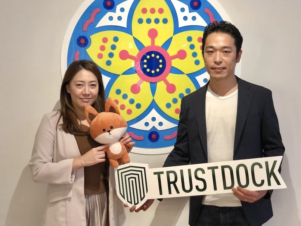 越境マッチングアプリの年齢確認をeKYCで:Tantan様事例